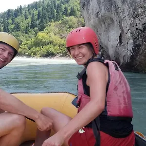 Guest house Keli Guest House& Rafting Adventures, Permet